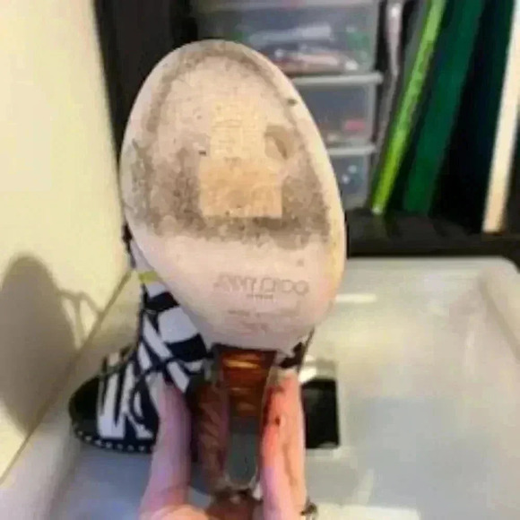 Jimmy Choo Multicolor Calf Hair Crystal Embellished Kaskade T-Strap sz 36 - Picture 10 of 11